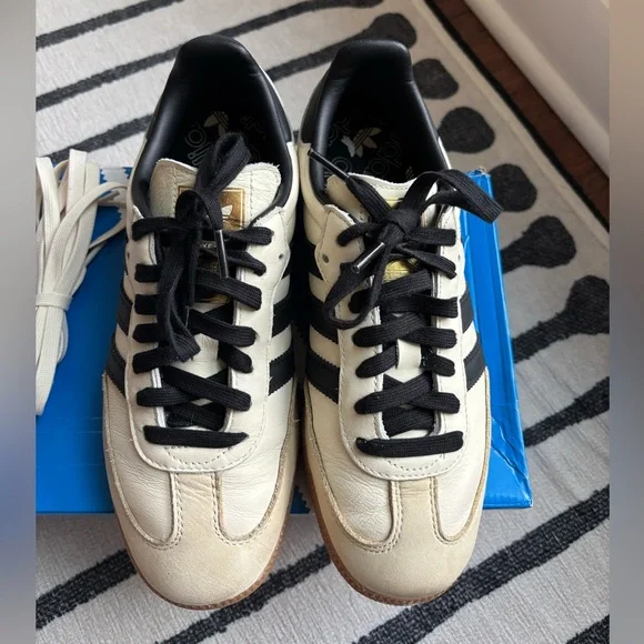 Adidas Samba OG Sneakers Women’s Size 8 - Cream/Black/Sandstorm - Picture 5 of 6